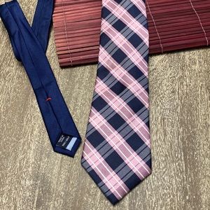 Tommy Hilfiger 100% silk tie
